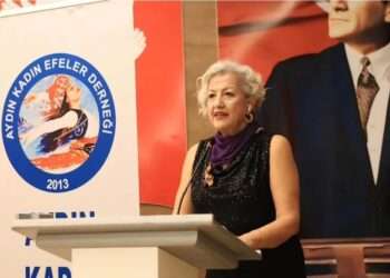 Mesele Kişiler Değil, Ay Yıldızlı Bayraktır – Gülsevil Gürsoy Ergünoğlu